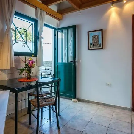 Casa Milos Alonissos فيلة